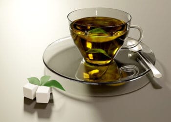 فوائد الشاي الاخضر المذهلة ومتى يجب تناولة وما هي اضراره